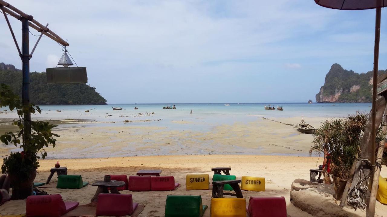 Stones Bar Dorm Rooms Koh Phi Phi Dış mekan fotoğraf