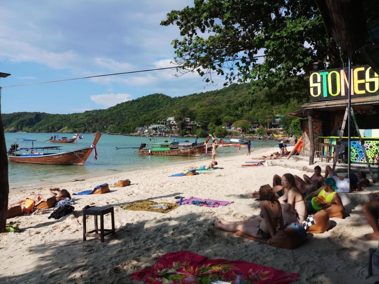 Stones Bar Dorm Rooms Koh Phi Phi Dış mekan fotoğraf